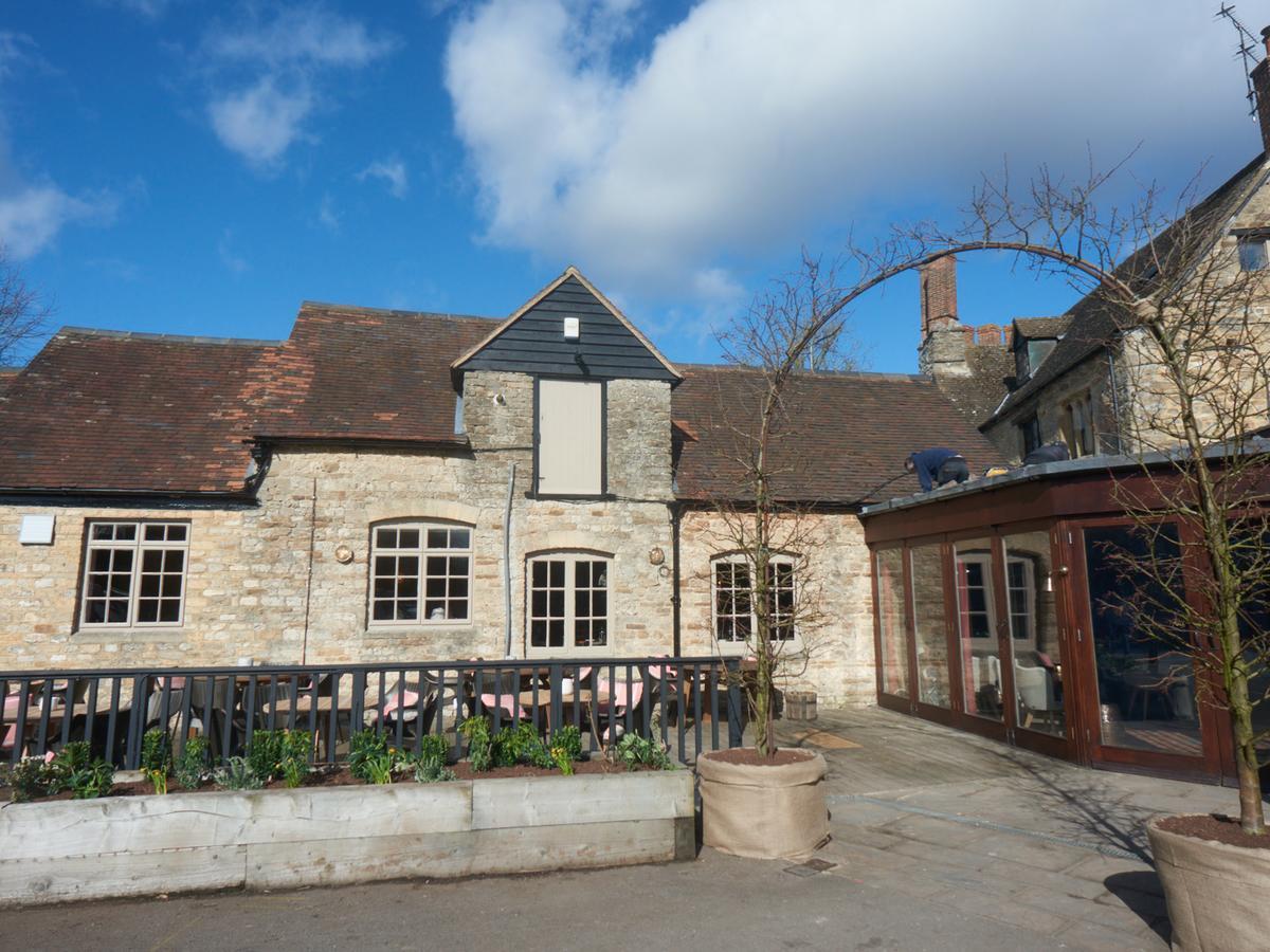 Hotel Bear And Ragged Staff Cumnor Exterior foto